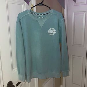 Light blue VS PINK sweater-shirt